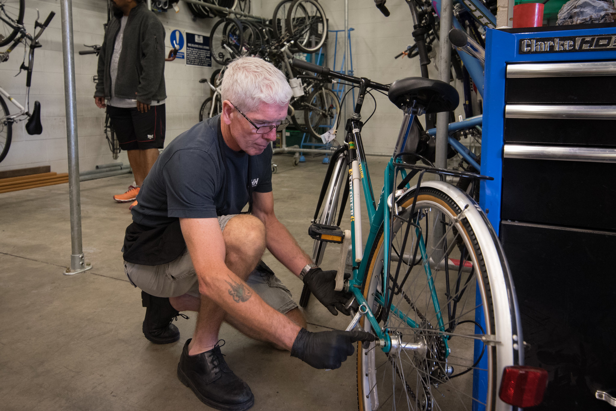 Bike repair shop clearance near me